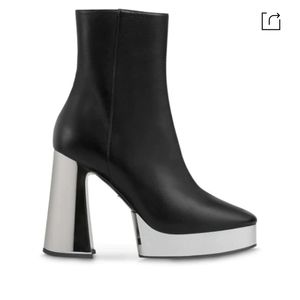 GUCCI Women's Leather Ankle Boot In Black$1290